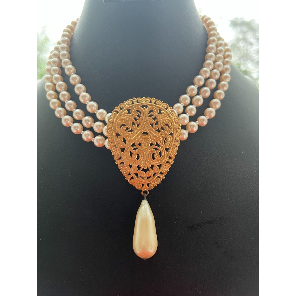 Miriam Haskell Multi-Strand Faux Pearl Necklace With Ornate Gold-Tone Pendant 149$
